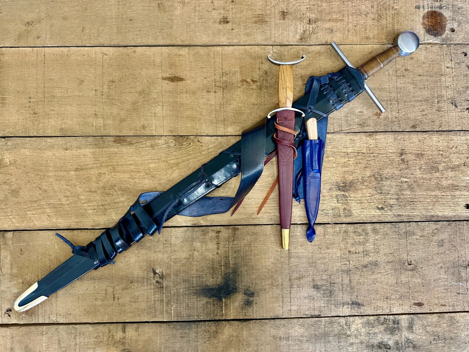 12thC Single Handed Sword Bundle With FREE Sword Bag 6 12thC Single Handed Sword Bundle With FREE Sword Bag - Image 4