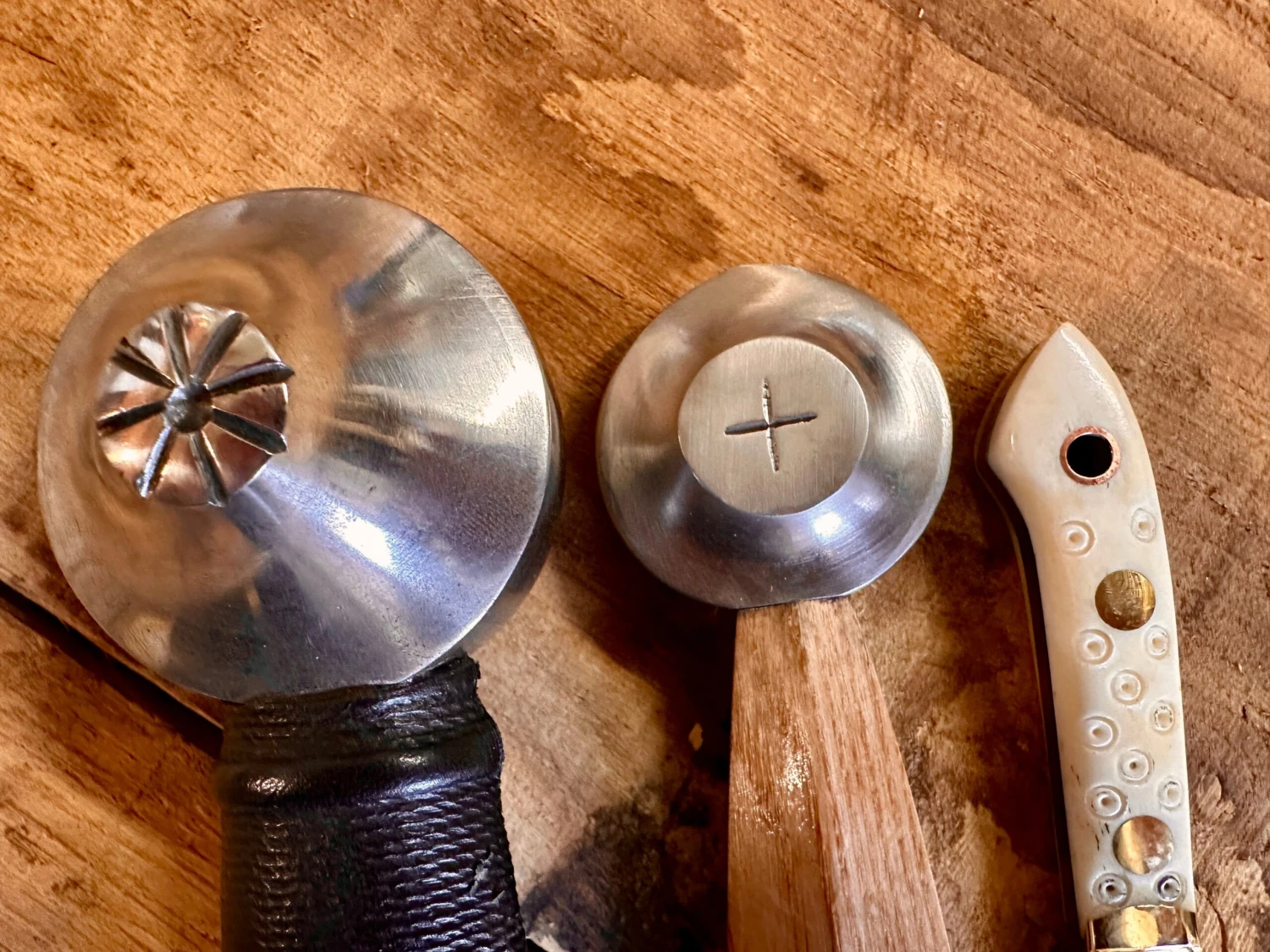 14thC Clip Point Falchion Sword Bundle - With Free Sword Bag 7 14thC Clip Point Falchion Sword Bundle - With Free Sword Bag - Image 5