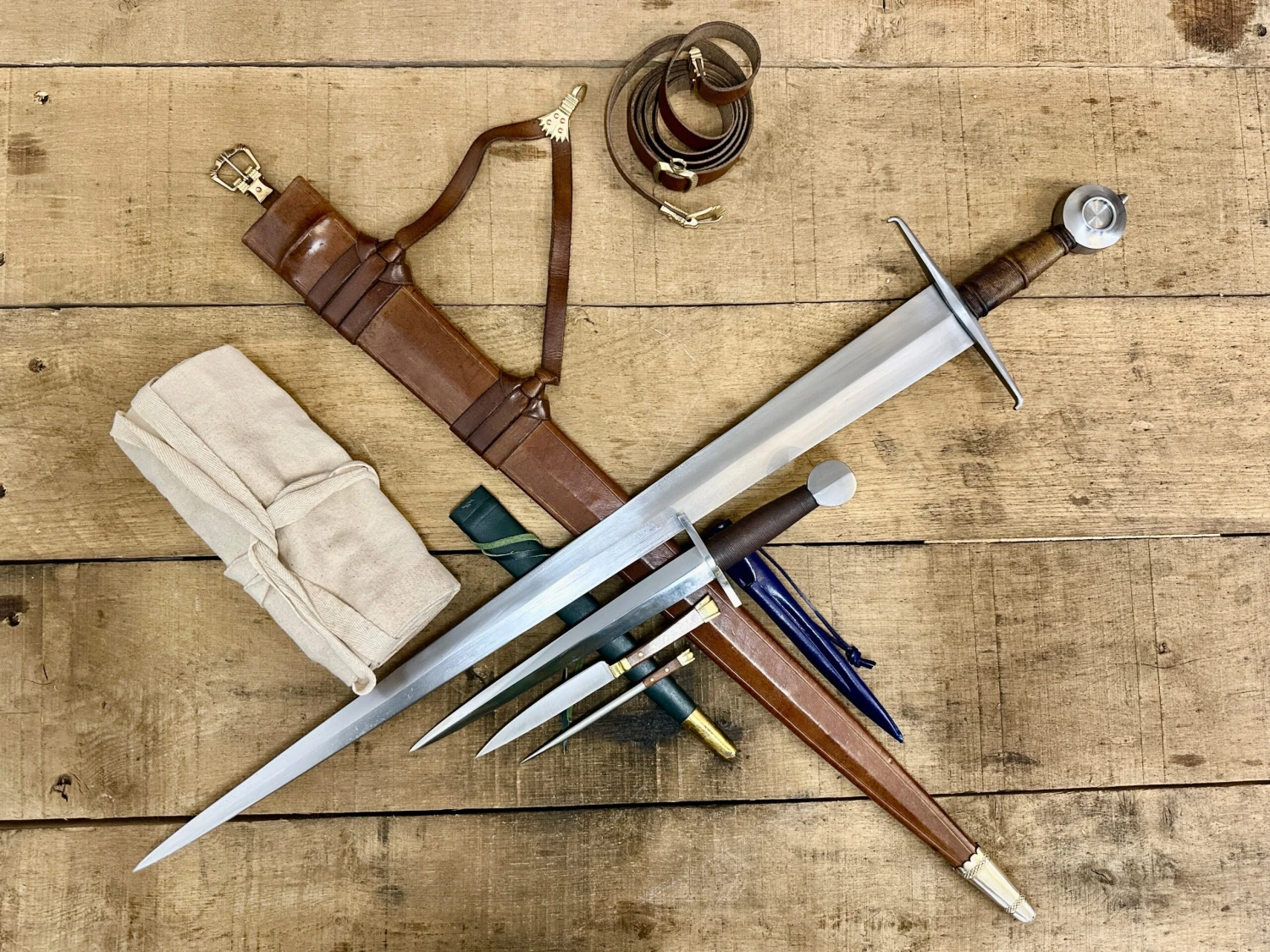 15thC Castillon Single Handed Sword Bundle With FREE Sword Bag 3 15thC Castillon Single Handed Sword Bundle With FREE Sword Bag