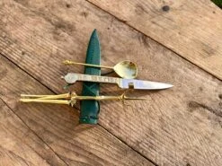 Festive Bundle Of Joy ~ BE MERIE -Tod Cutler Shop CBofjoyongreensheath 2