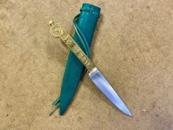 Medieval Brass Handled Eating Knife 13th-16thC 'Be Merie' 'Domine'. 27 Medieval Brass Handled Eating Knife 13th-16thC 'Be Merie' 'Domine'. -Tod Cutler Shop IMG 7509