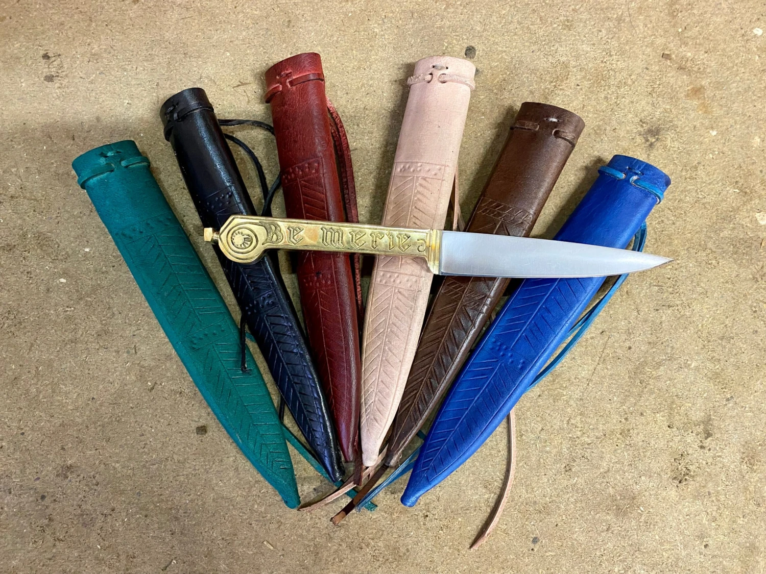 Medieval Brass Handled Eating Knife 13th-16thC 'Be Merie' 'Domine'. 8 Medieval Brass Handled Eating Knife 13th-16thC 'Be Merie' 'Domine'. - Image 6