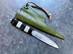 Horn And Bone Layered Medieval Eating Knife 14th To Early 16thC 15 Horn And Bone Layered Medieval Eating Knife 14th To Early 16thC -Tod Cutler Shop IMG 8304