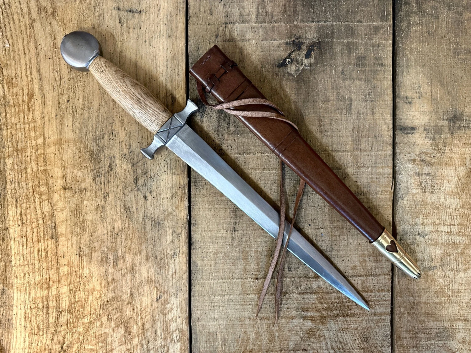 12th Century Quillon Dagger 13 12th Century Quillon Dagger - Image 11