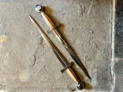 14th Century Long Quillon Dagger 17 14th Century Long Quillon Dagger -Tod Cutler Shop TC10714thCLongQuillon2sidebyside