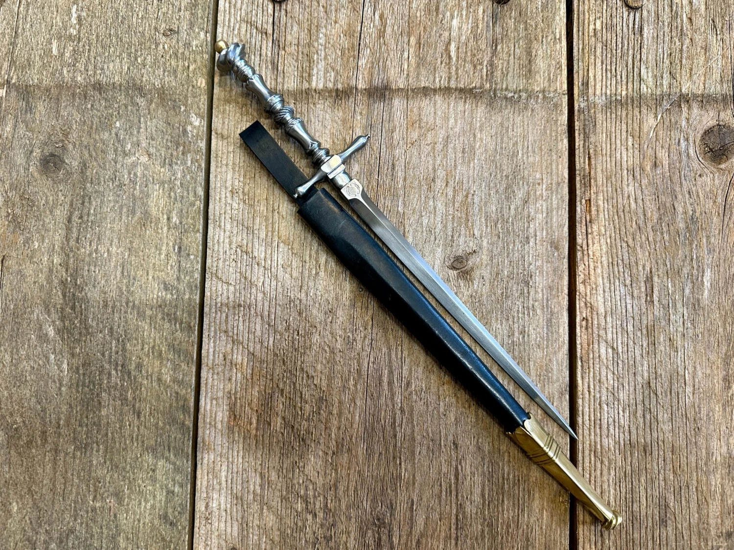 Pitt Rivers Stiletto 11 Pitt Rivers Stiletto - Image 9