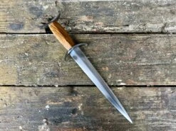 Antennae Medieval Quillon Dagger -Tod Cutler Shop TC69justknifediagonally