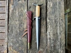 Antennae Medieval Quillon Dagger -Tod Cutler Shop TC69withredscab