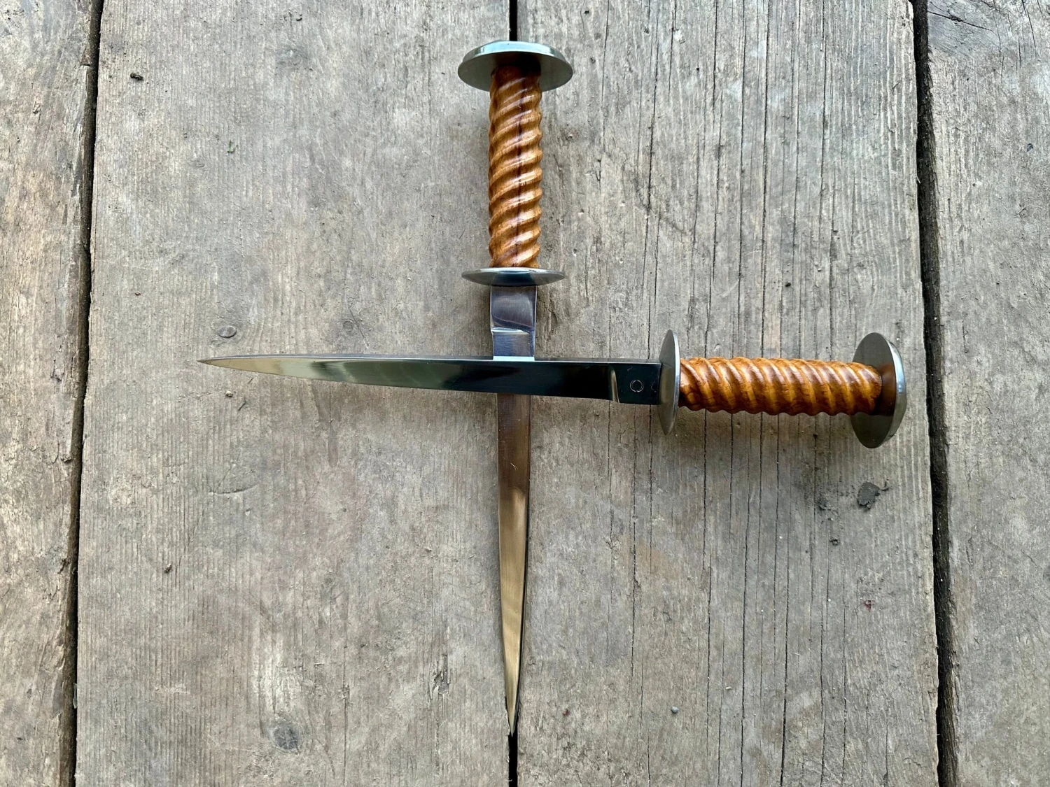 14thC Medieval English Knights Rondel Dagger 6 14thC Medieval English Knights Rondel Dagger - Image 4