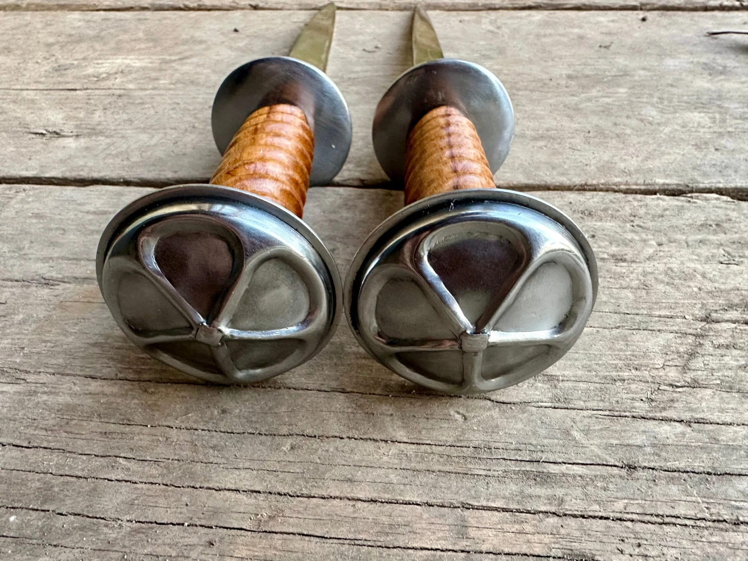 14thC Medieval English Knights Rondel Dagger 5 14thC Medieval English Knights Rondel Dagger - Image 3