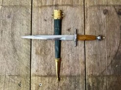 Late 16thC Quillon Dagger, Main Gauche 19 Late 16thC Quillon Dagger, Main Gauche -Tod Cutler Shop TC90MainGauche ongreenscab