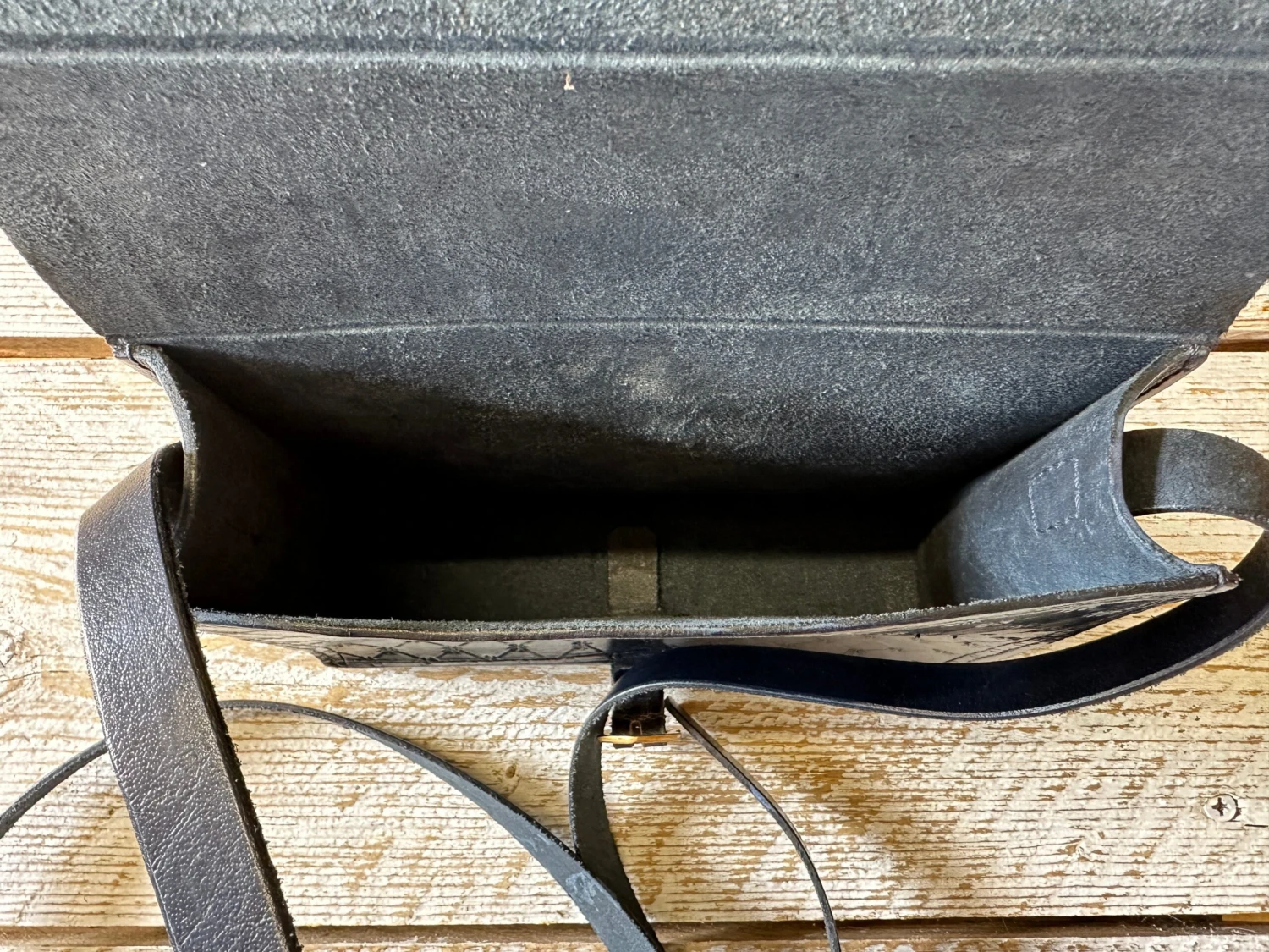 Medieval Satchel 14-17thC 13 Medieval Satchel 14-17thC - Image 11