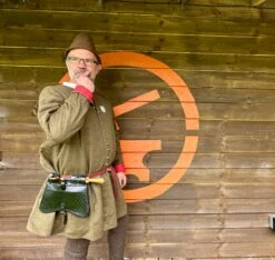 14thC-15thC Large Bollock Pouch 17 14thC-15thC Large Bollock Pouch -Tod Cutler Shop TCL1beingmodelledbyTod