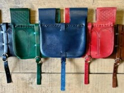 14th/15thC Incised Leather Belt Pouch -Tod Cutler Shop TCL214th 15thCIncisedLeatherBeltPouch withrearviewofdarkblueone