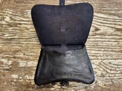 Simple Bollock Pouch 14th-16thC 22 Simple Bollock Pouch 14th-16thC -Tod Cutler Shop TCL4internalview 1