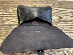 Simple Bollock Pouch 14th-16thC 23 Simple Bollock Pouch 14th-16thC -Tod Cutler Shop TCL4internalview 2