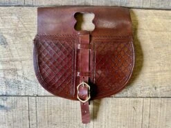 13th-15thC Rounded Belt Pouch 20 13th-15thC Rounded Belt Pouch -Tod Cutler Shop TCL613 15thCRoundedbeltpouch brown