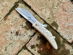 14thC-15thC Zoomorphic Folding Knife In Horn Or Bone -Tod Cutler Shop TCP12514thCZoomorphicFoldingKnife boneunfoldedback