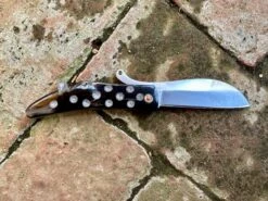 14thC-15thC Zoomorphic Folding Knife In Horn Or Bone -Tod Cutler Shop TCP12514thCZoomorphicFoldingKnife hornunfolded