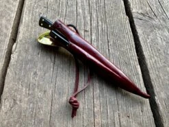 15thC Three Piece Eating Set In Bone Or Horn 33 15thC Three Piece Eating Set In Bone Or Horn -Tod Cutler Shop TCP12615thCMedievalSmall3pcEatingSet horninred