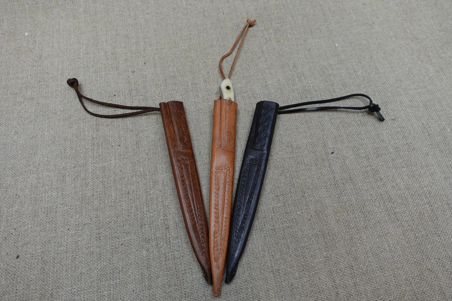 Bone Handled Medieval Eating Knives -14thC - 15thC TCP8 8 Bone Handled Medieval Eating Knives -14thC - 15thC TCP8 - Image 6