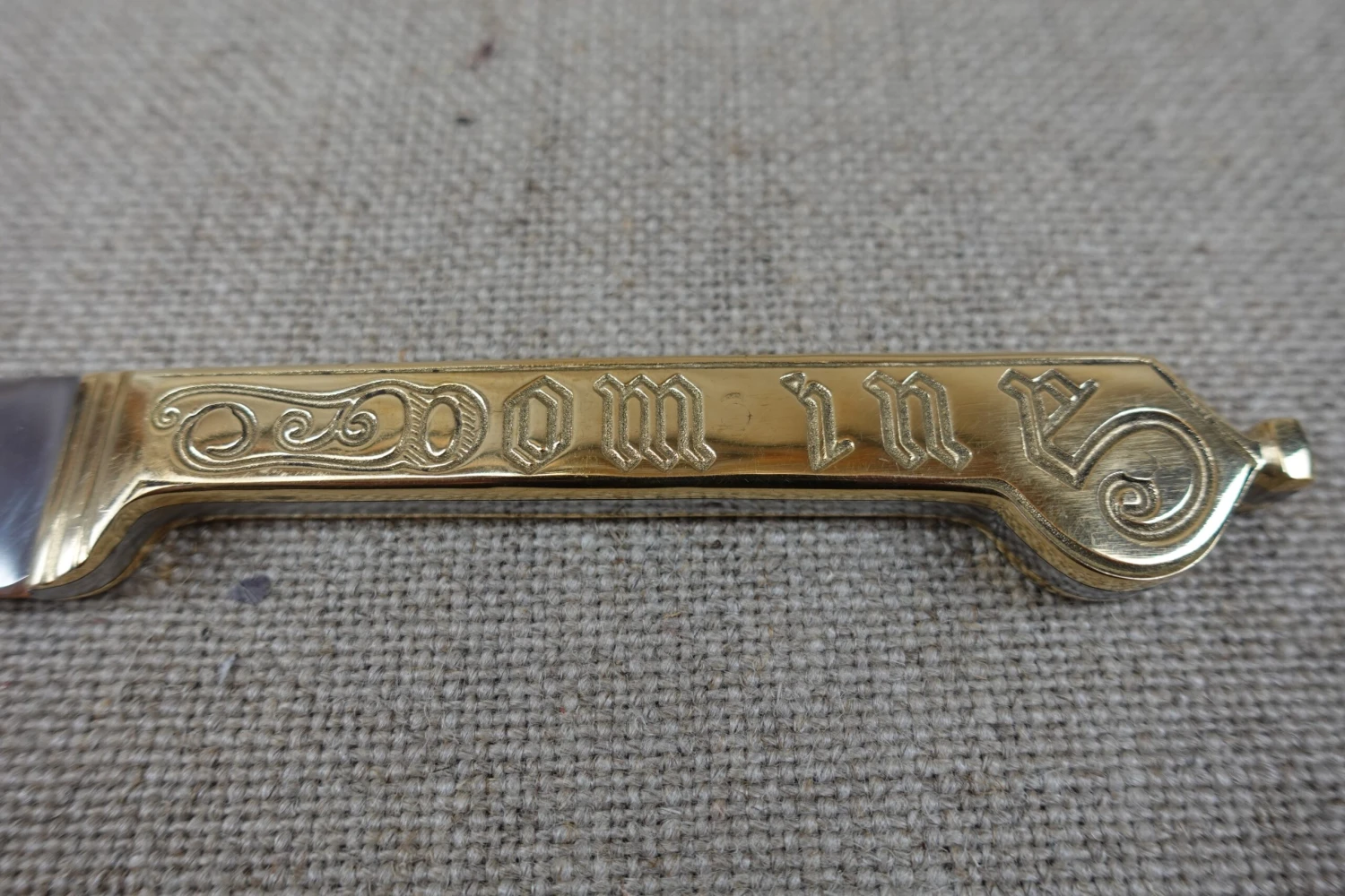 Medieval Brass Handled Eating Knife 13th-16thC 'Be Merie' 'Domine'. 12 Medieval Brass Handled Eating Knife 13th-16thC 'Be Merie' 'Domine'. - Image 10