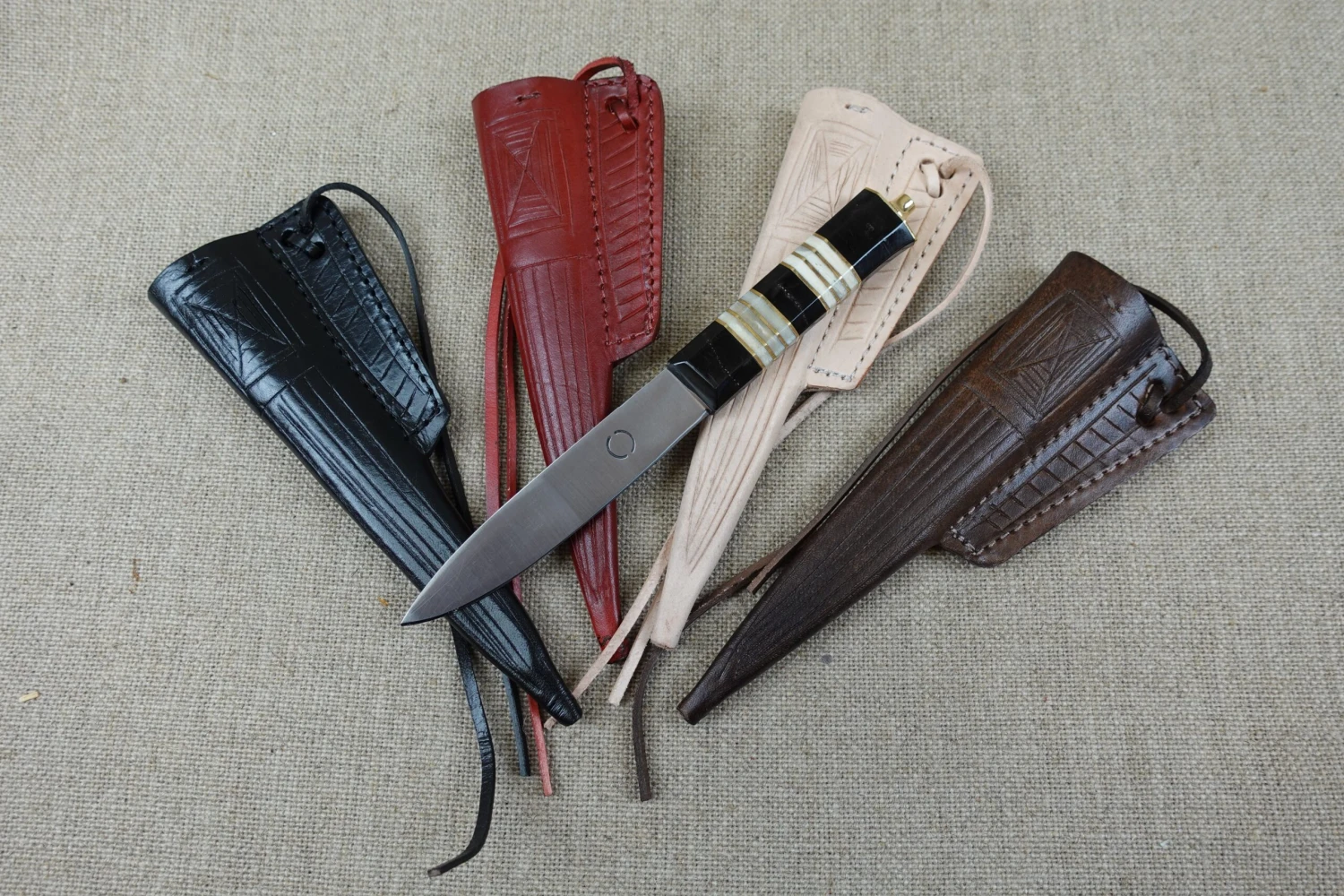 Horn And Bone Layered Medieval Eating Knife 14th To Early 16thC 5 Horn And Bone Layered Medieval Eating Knife 14th To Early 16thC - Image 4