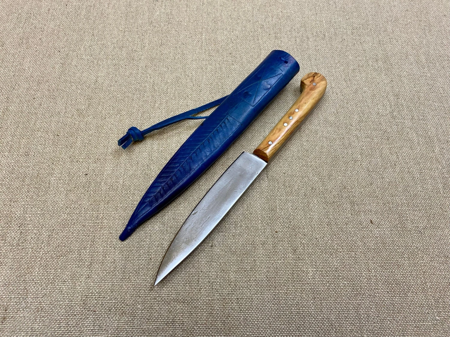 Low Status Medieval Eating Knife Wood Handle 13th-15thC 12 Low Status Medieval Eating Knife Wood Handle 13th-15thC - Image 10