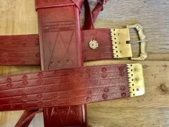 Scottish Swirk 22 Scottish Swirk -Tod Cutler Shop TCS10SwirkSword closeupofbelts