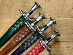 Katzbalger Sword 1490-1540 -Tod Cutler Shop TCS12Katzbalgersword closeupofallinscabs