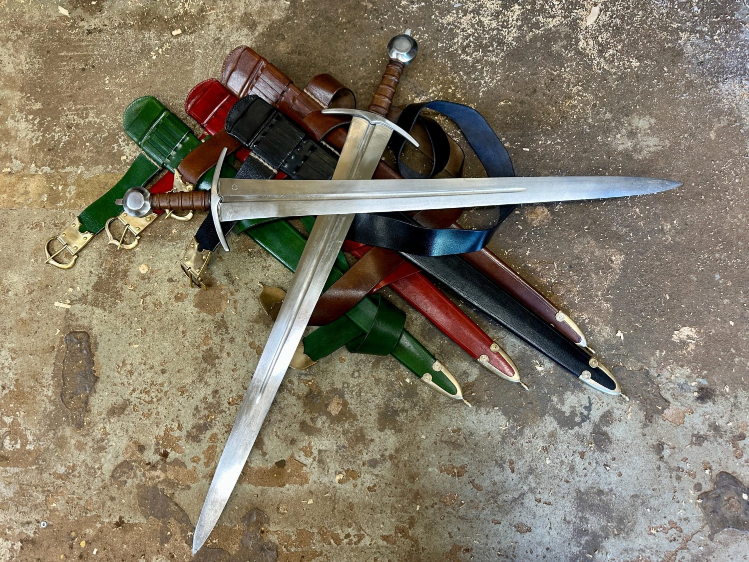 Medieval Arming Sword Type XIV 1270-1350 3 Medieval Arming Sword Type XIV 1270-1350