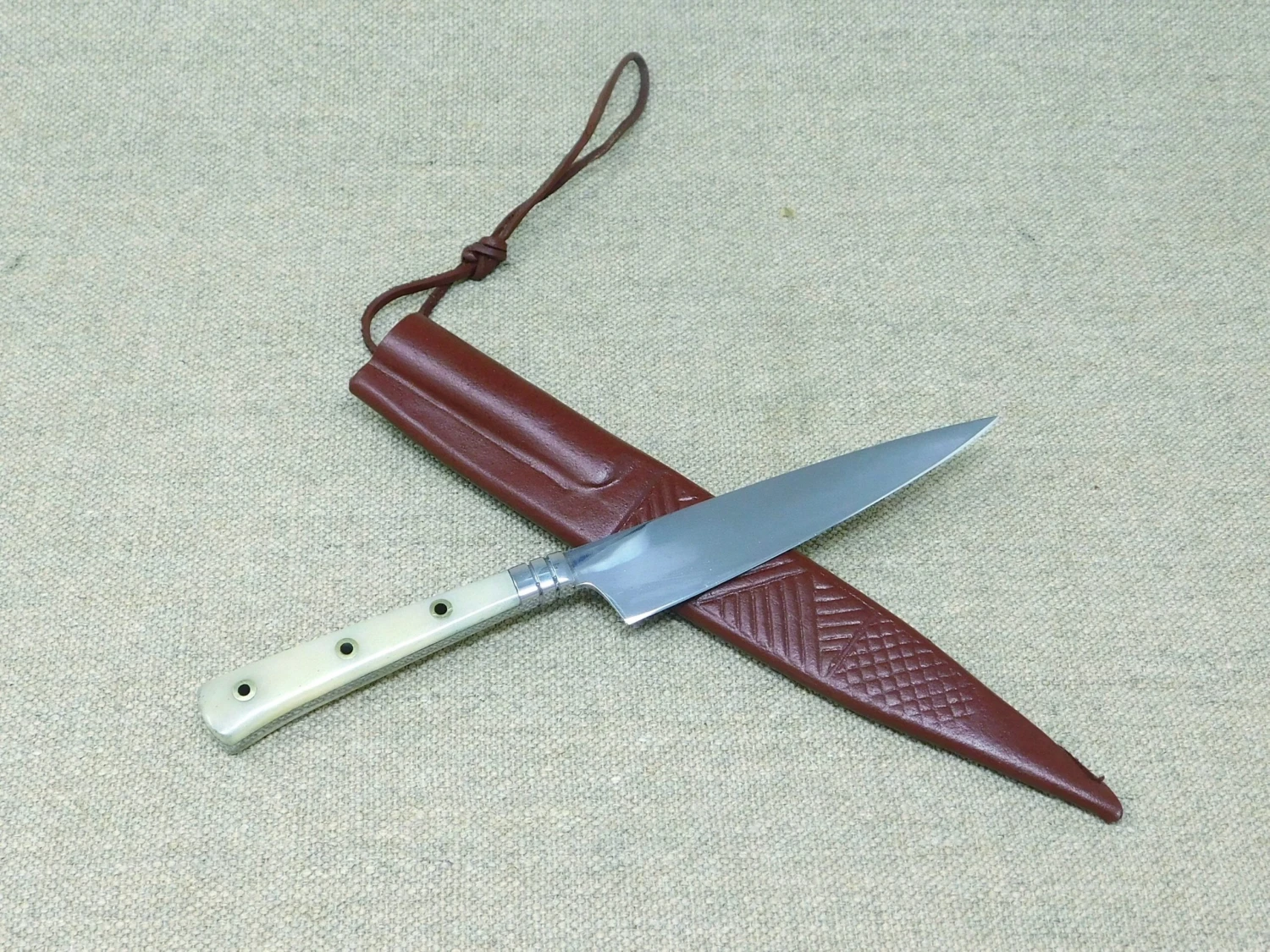 Small Bone Handled Medieval Eating Knives 14thC-15thC 8 Small Bone Handled Medieval Eating Knives 14thC-15thC - Image 6