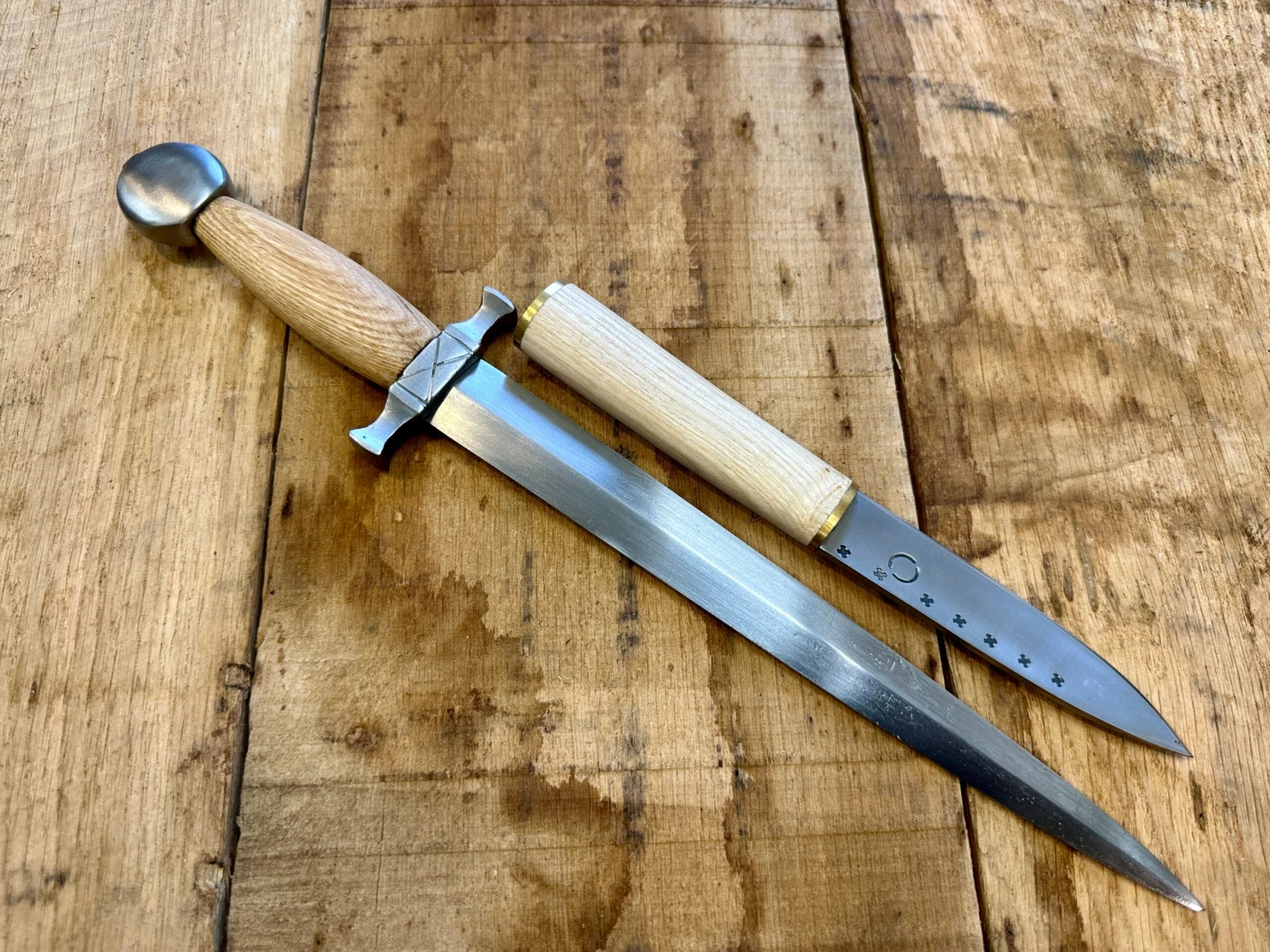 The Thames Finds Bundle 5 The Thames Finds Bundle - Image 3